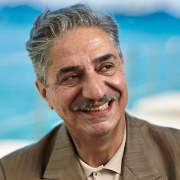 Simon Abkarian présente